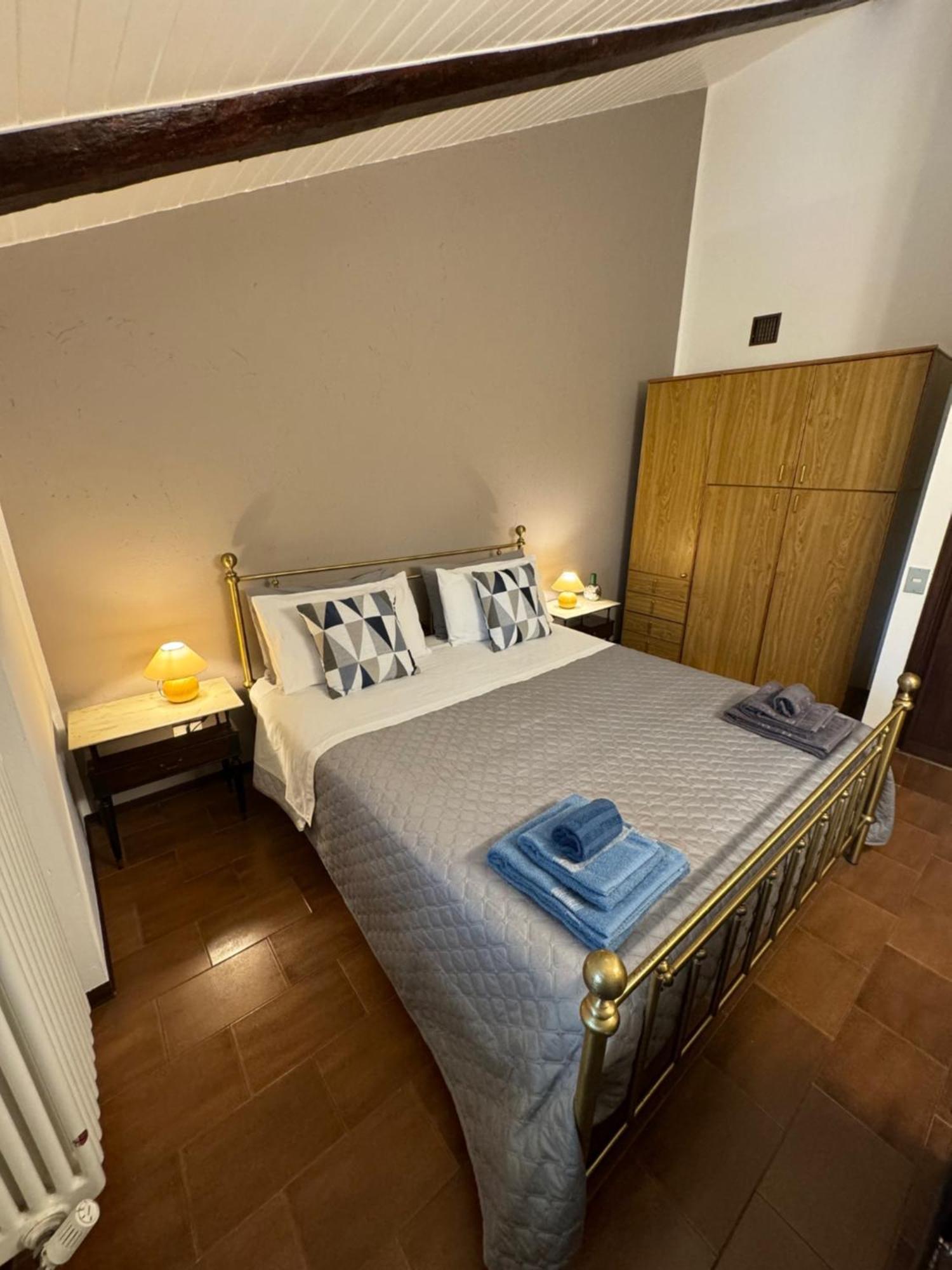 La Vecchia Cascina Rossa Hotell Fubine Exteriör bild